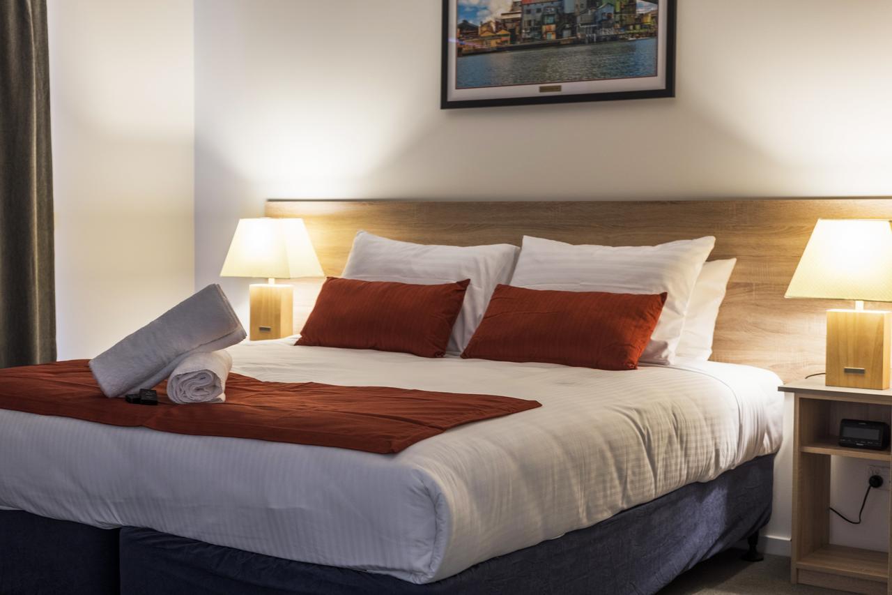 Club Maclean Motel Экстерьер фото